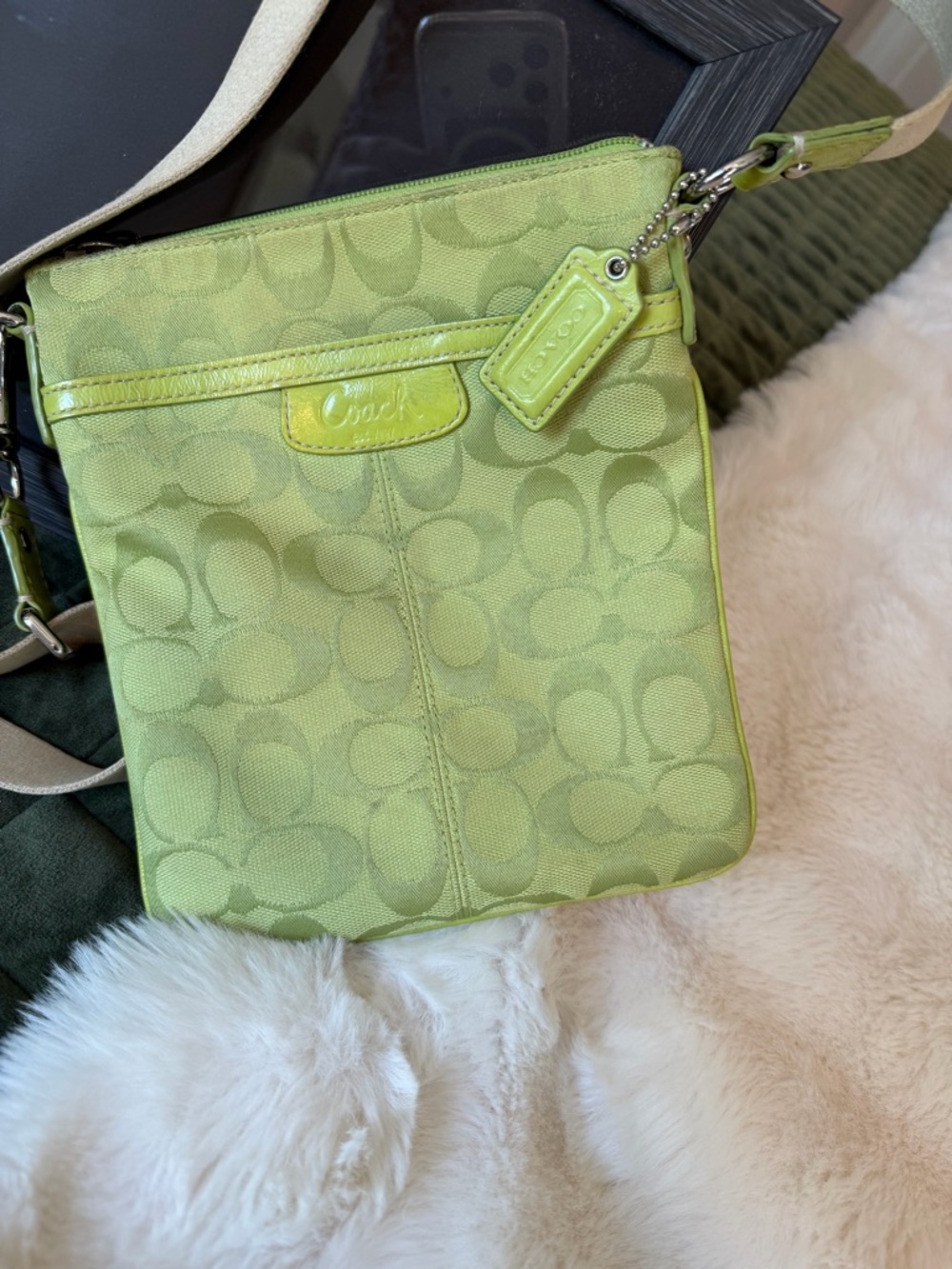 Coach Lime Green Signature Crossbody Bag - Picture 2 of 6